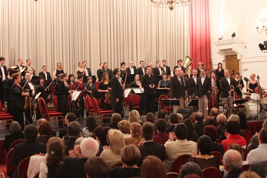 A Gödöllői Szimfonikusokkal, Horváth Gábor vezényletével, Gödöllő 2015