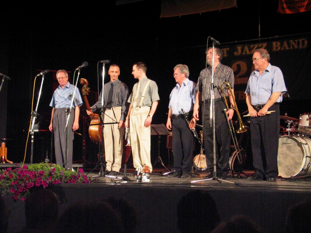 A Hungarian All Stars-szal a Hot Jazz Band 25-ik jubileumán, Apáti János, Juhász Zoltán, Bényei Tamás, Molnár Gyula, Nagy Iván, Bodó József 2005