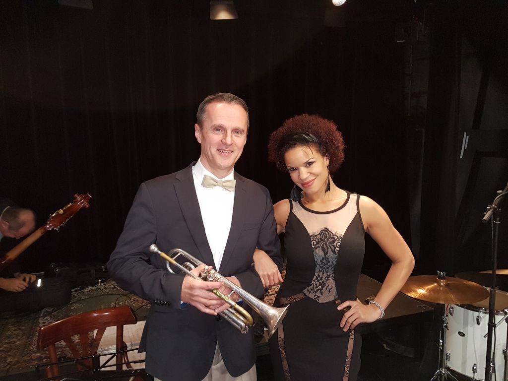 Bényei Tamás és Nicolle Rochelle a Kassa Jazz Hajón 2017.12.04.